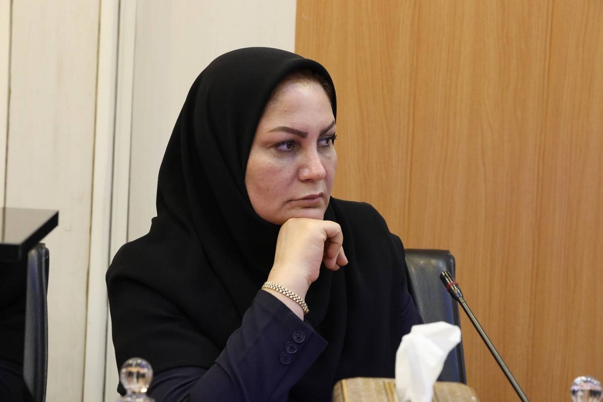 روسای دانشگاهها پول پرستاران را جای دیگر خرج می‌کنند/ برخی پرستاران شرکتی 5 ماه حقوق نگرفته‌اند